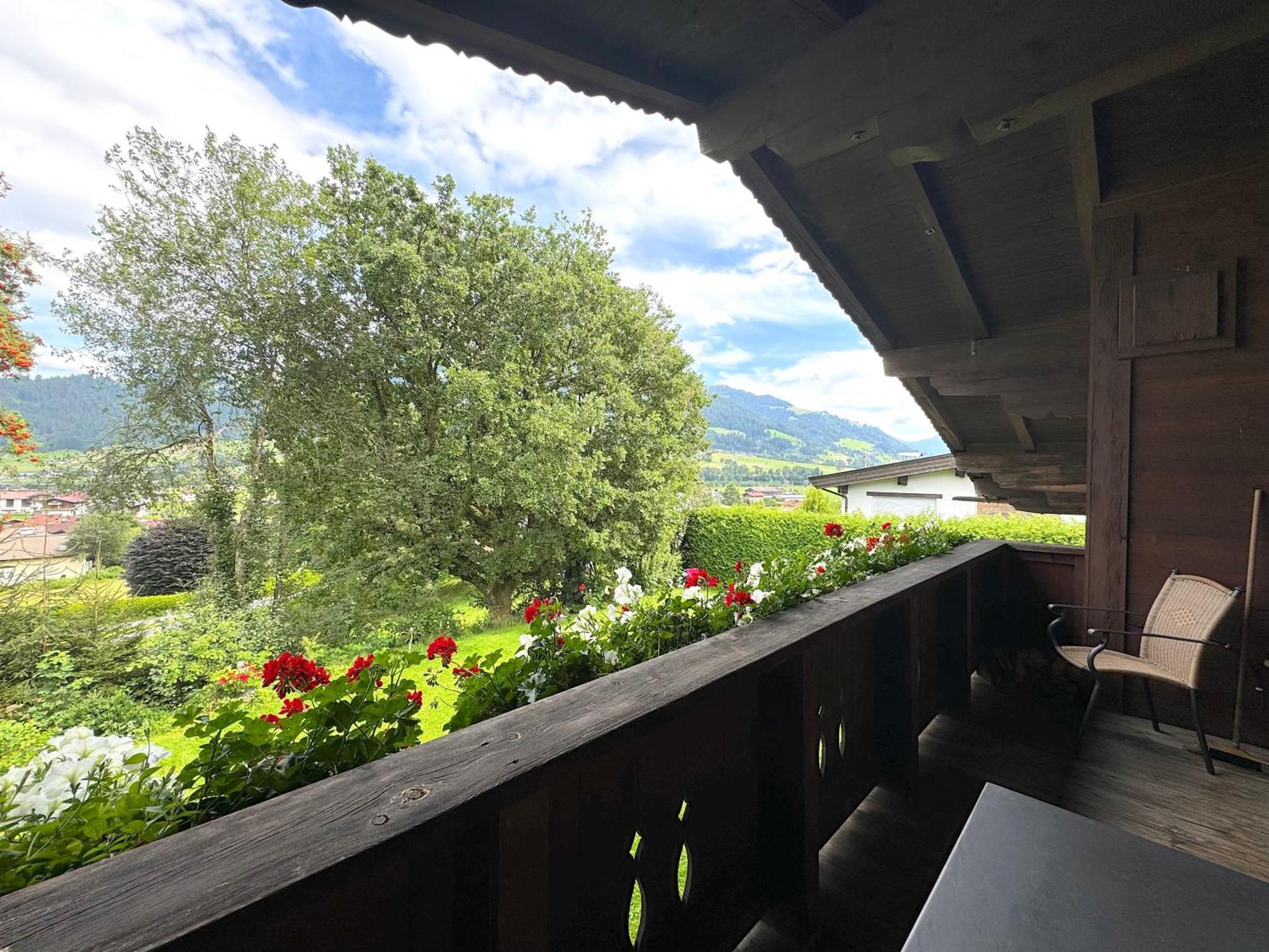 Apartamento Haus Annemarie Oberndorf in Tirol Exterior foto